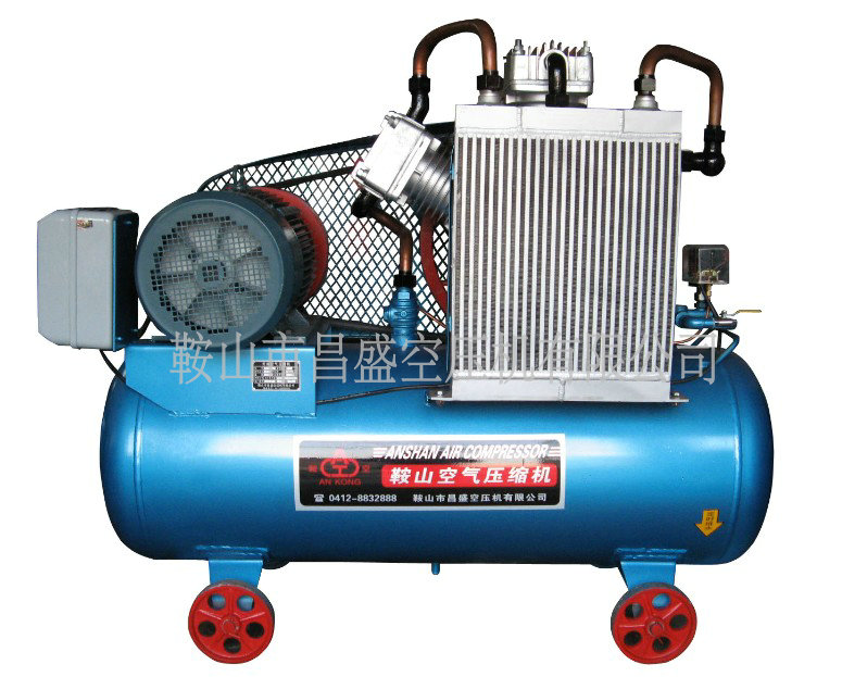 【噴漆無油空壓機】優(yōu)勢重重，就能突出重圍